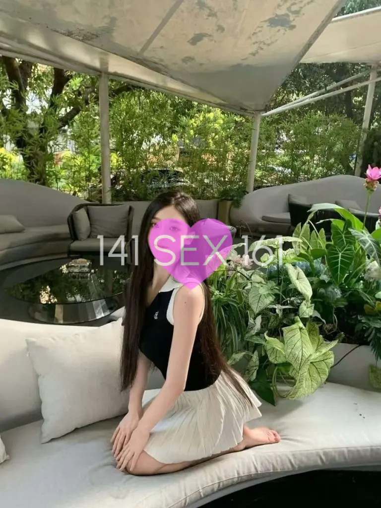 婴儿, 年龄: 20, 身高: 175
