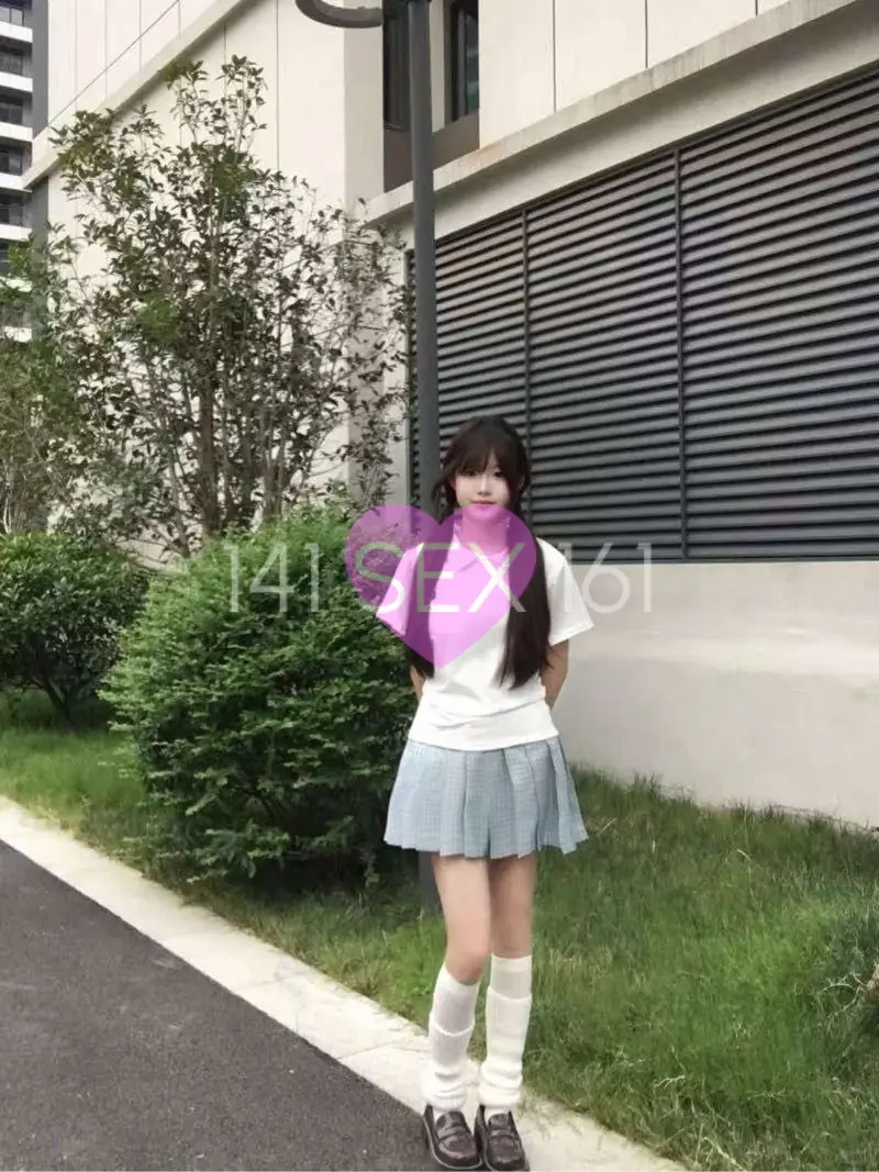 婴儿