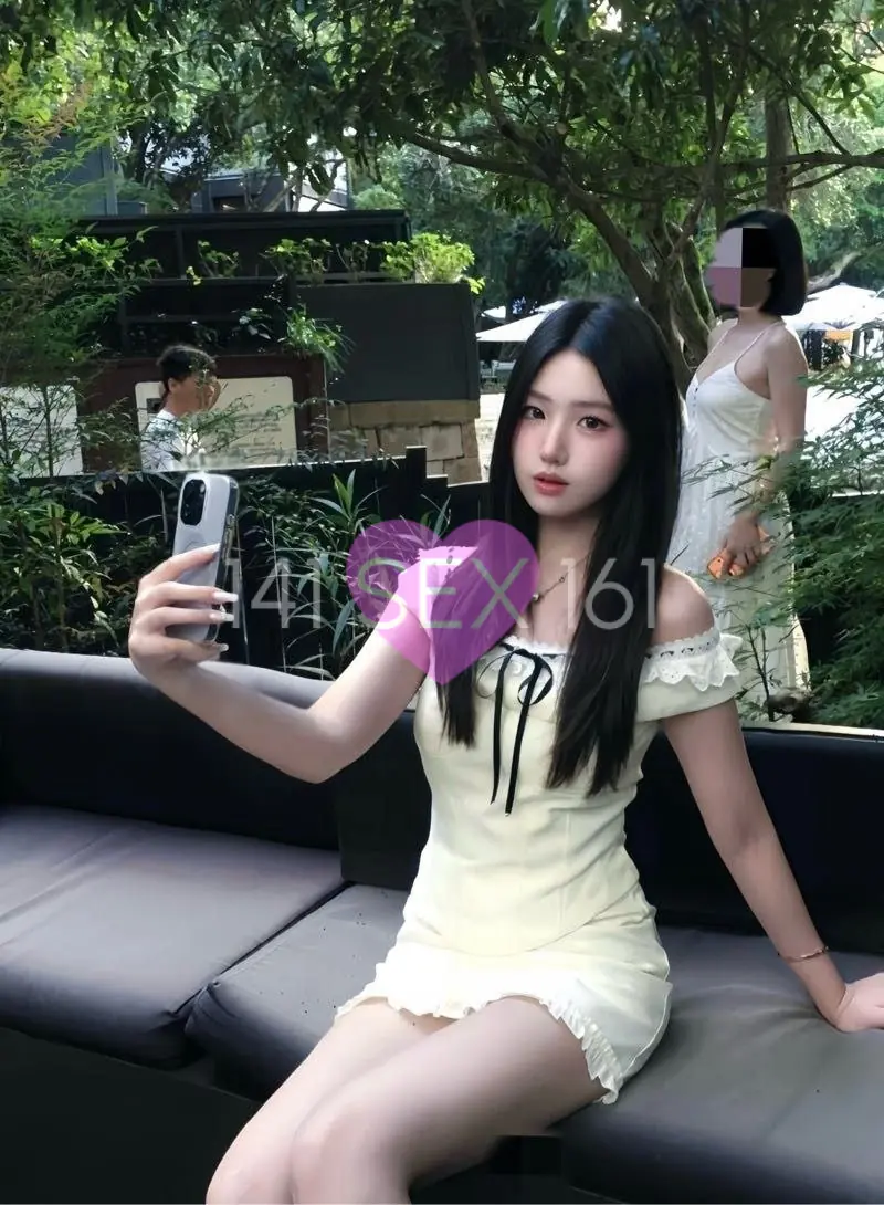 婴儿