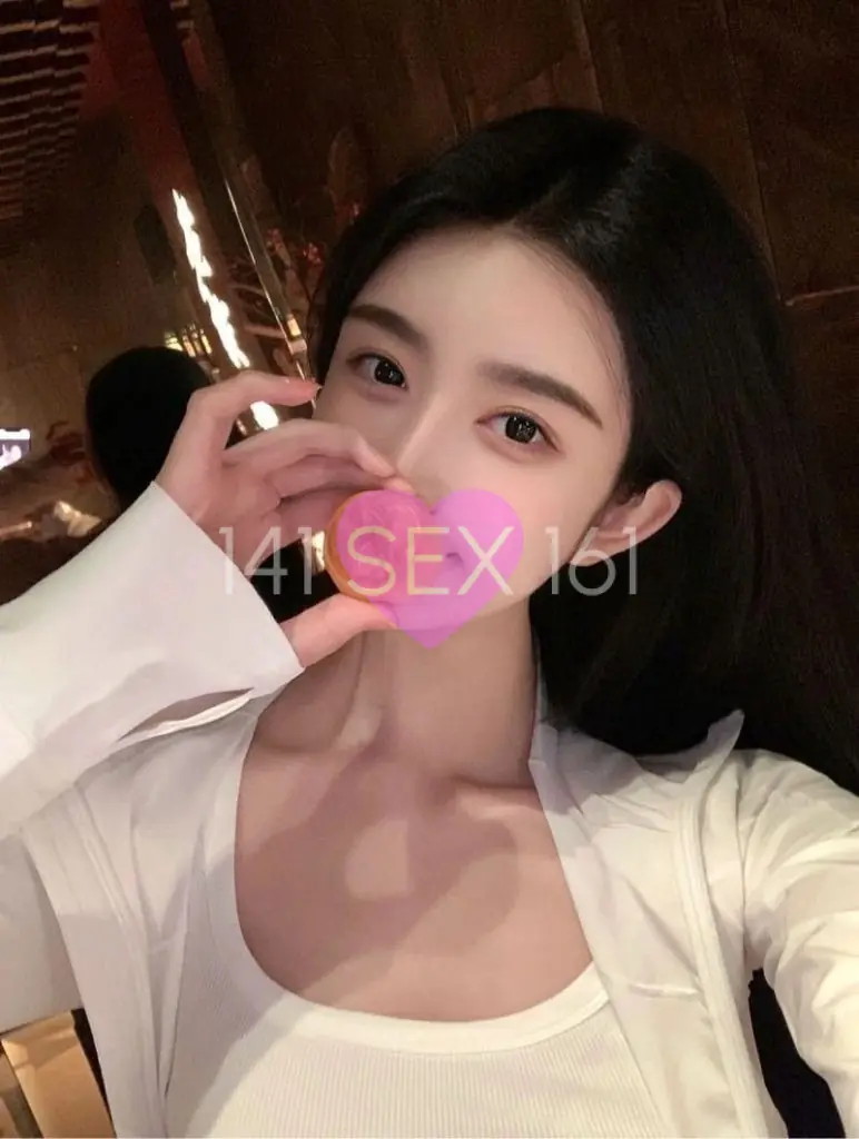 婴儿, 年龄: 20, 身高: 169 厘米, 三围: 32-23-34
