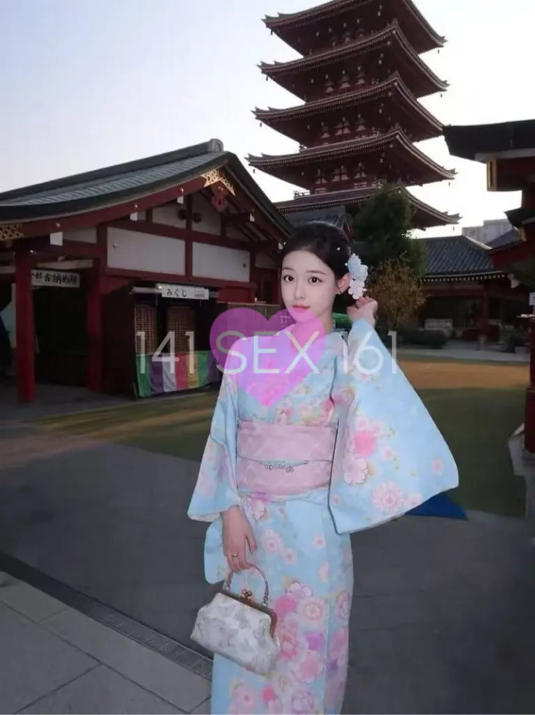 婴儿, 年龄: 21, 身高: 165