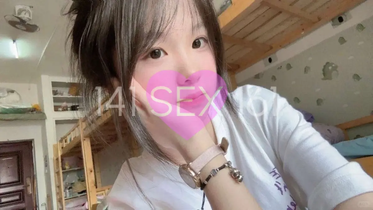 婴儿