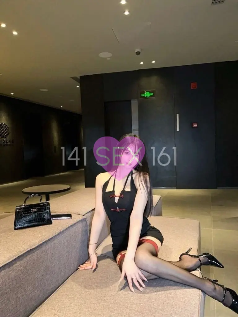 婴儿, 年龄: 20, 身高: 168 厘米, 三围: 34-24-35