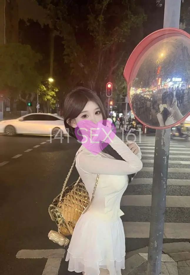 婴儿, 年龄: 20, 身高: 170