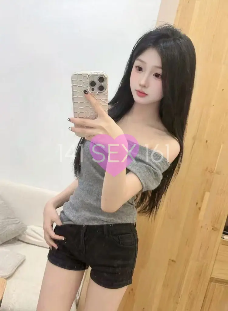 婴儿, 年龄: 19, 身高: 165 厘米, 三围: 32-24-34
