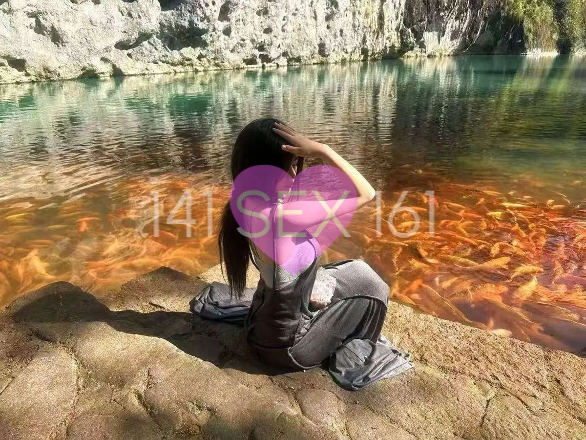 婴儿