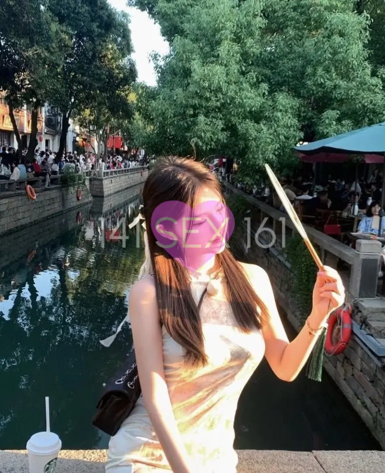 婴儿, 年龄: 19, 身高: 170