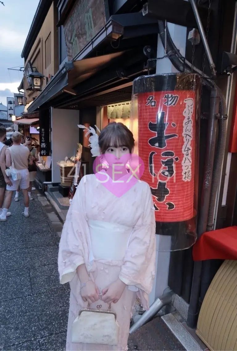 婴儿, 年龄: 21, 身高: 168