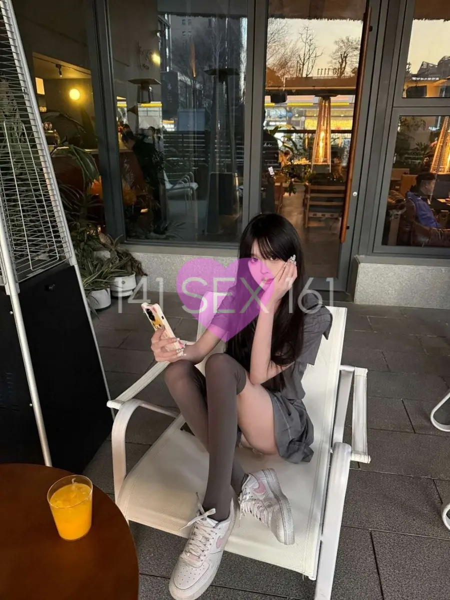 婴儿