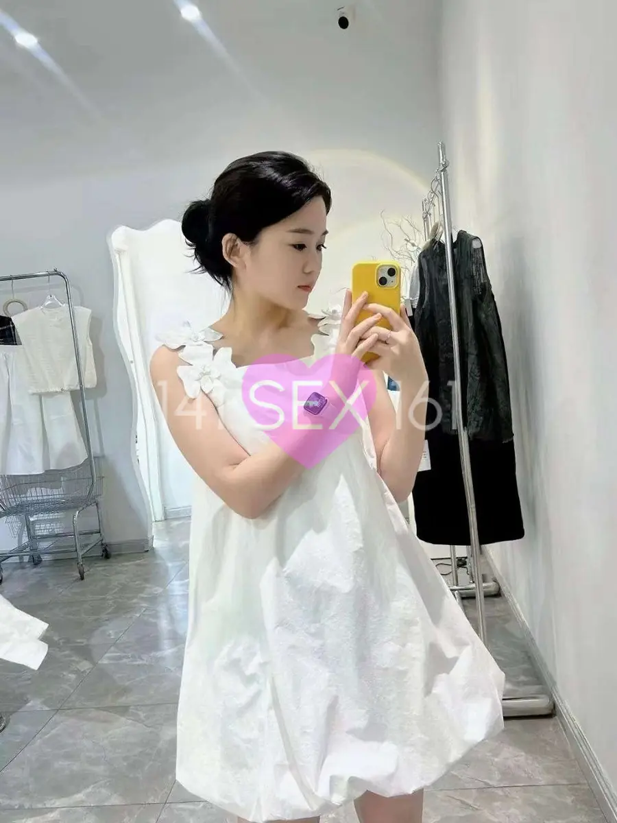 婴儿