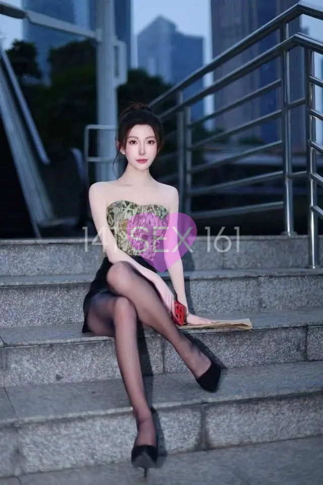 婴儿, 年龄: 30, 身高: 168
