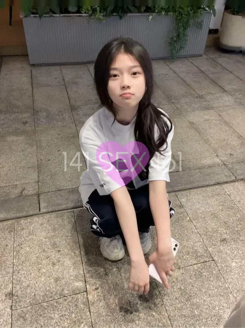 婴儿