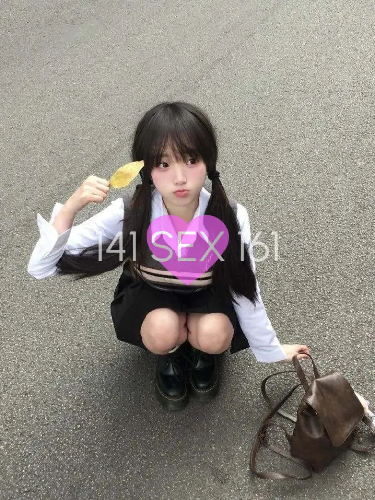 婴儿, 年龄: 18, 身高: 166