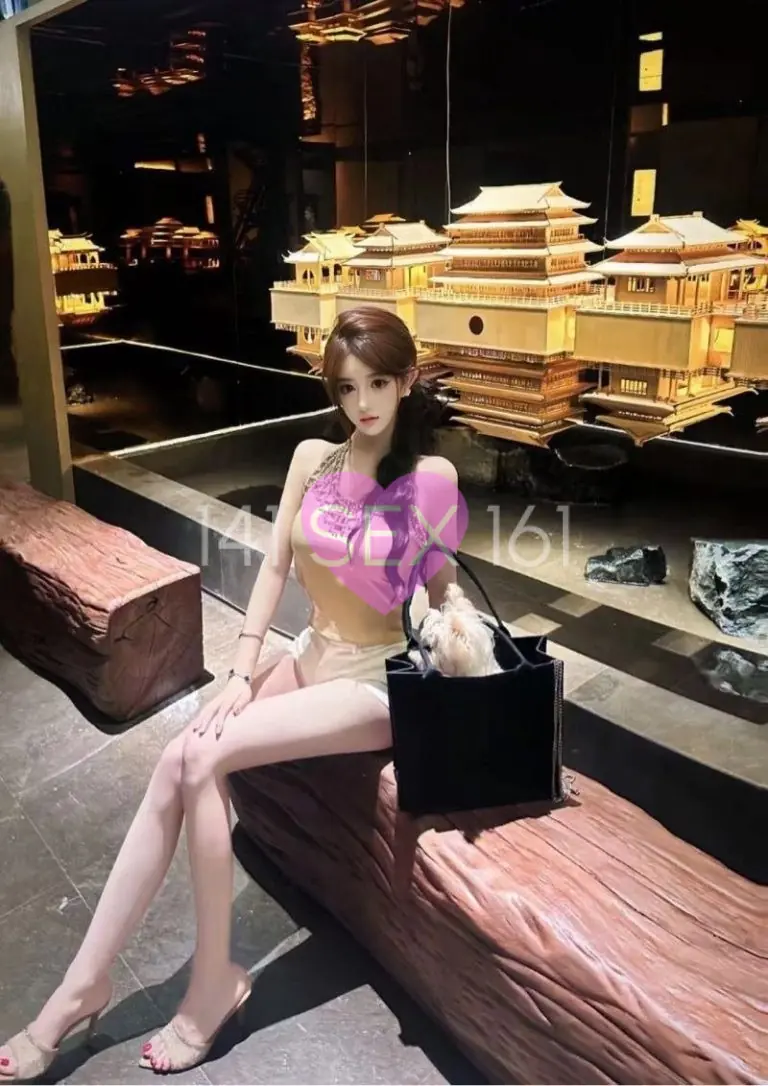 婴儿, 年龄: 20, 身高: 173