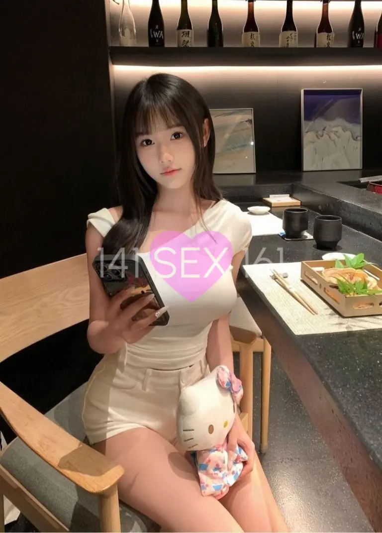 婴儿, 年龄: 18, 身高: 167