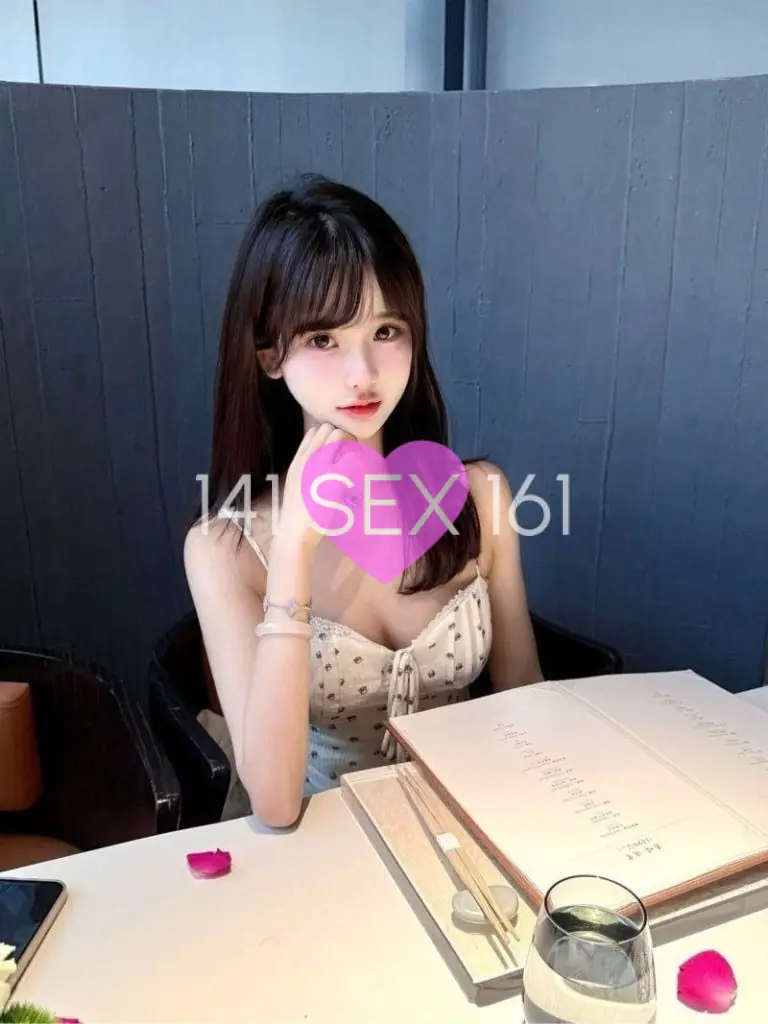 婴儿, 年龄: 18, 身高: 166