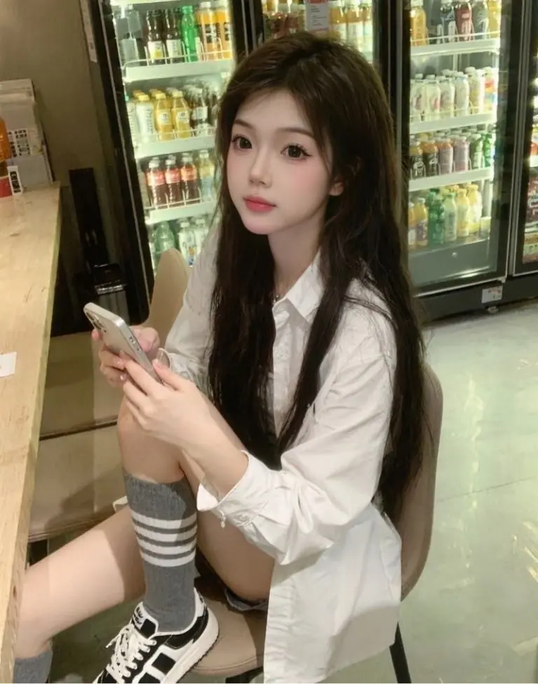 Baoer, Age: 18, Height: 168