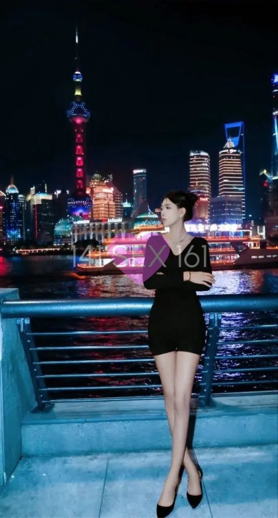 Baoer, Age: 21, Height: 178 cm, Parameters: 32-24-34