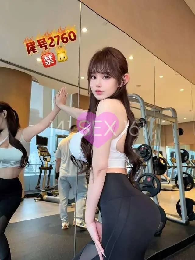 角度, 年龄: 22, 身高: 162