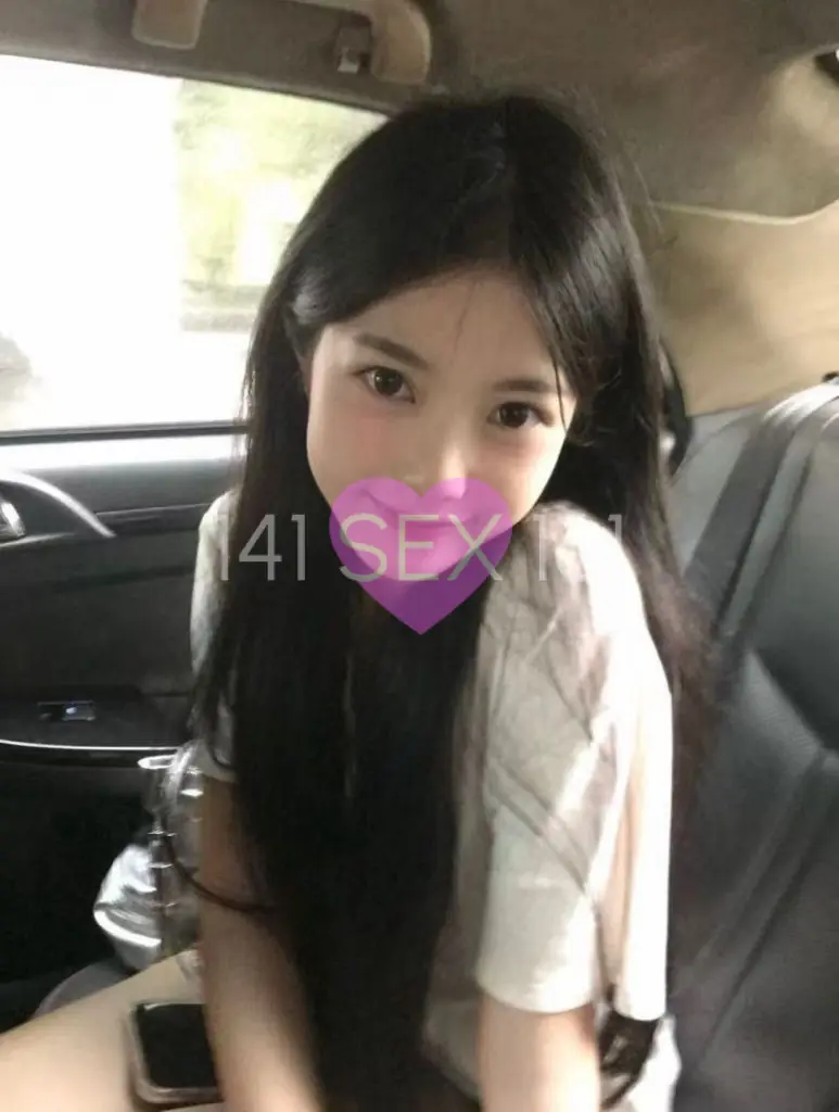 Baoer, Age: 19, Height: 167 cm, Parameters: 32-24-34