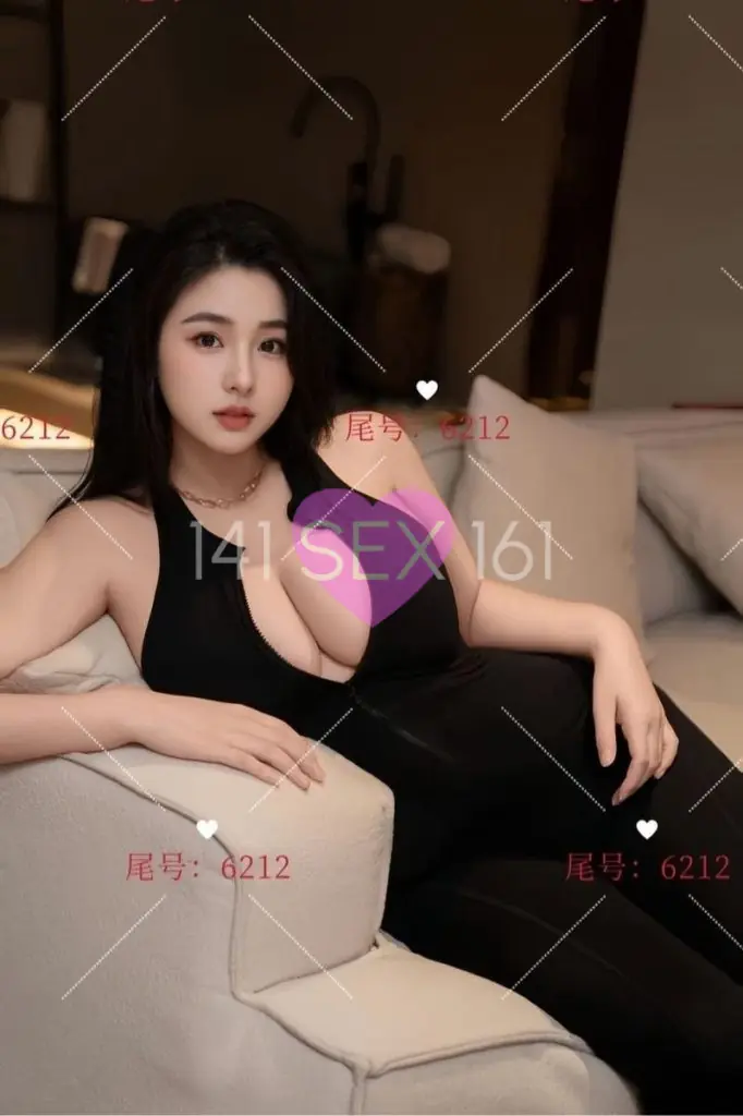 Baoer, 年龄: 22, 身高: 175 厘米, 三围: 38-26-38
