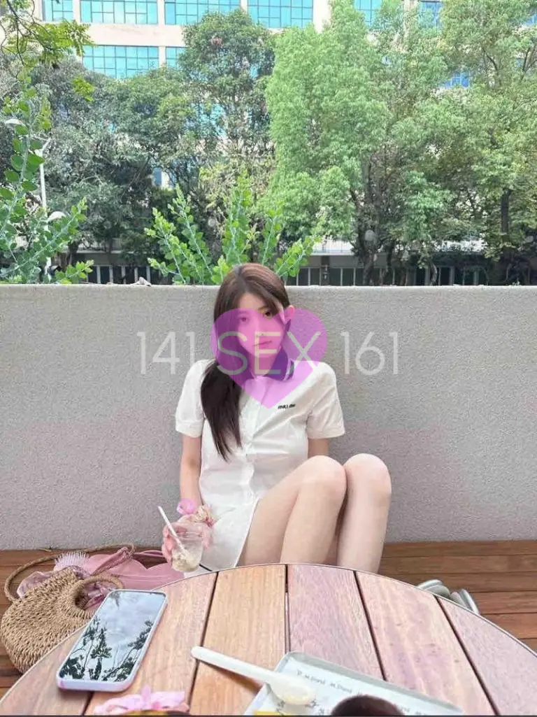 切曼, 年龄: 18, 身高: 171