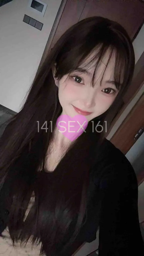 fengge, 年龄: 19, 身高: 171 厘米, 三围: 33-24-34