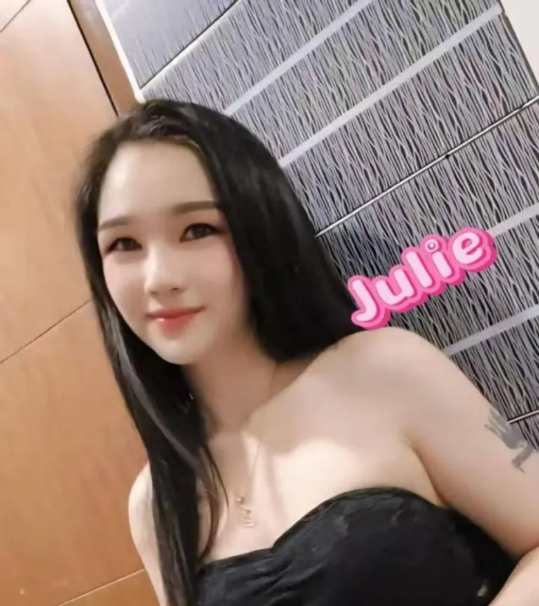 古泰语, 年龄: 30, 身高: 160