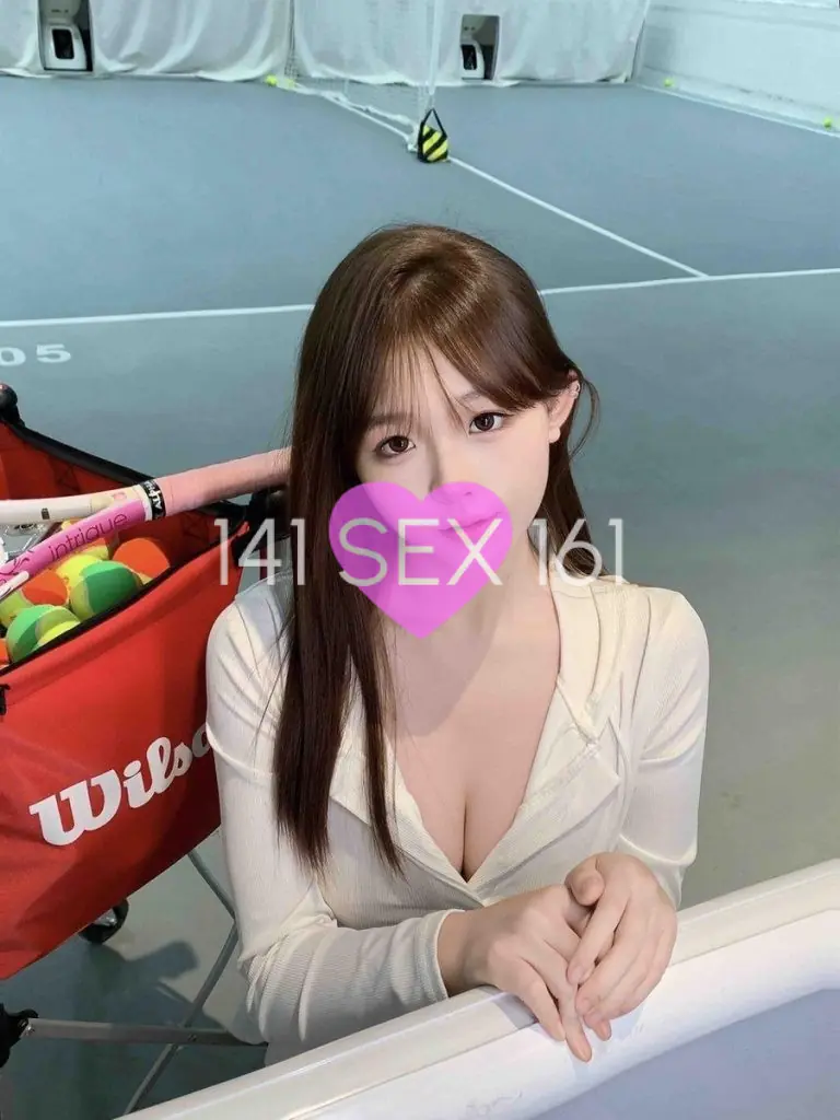 jiating, 年龄: 21, 身高: 163