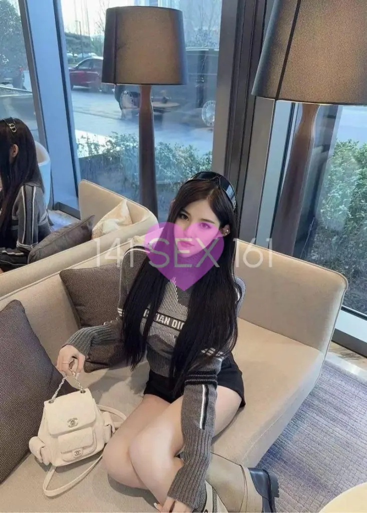 jingxi, Age: 22, Height: 171 cm, Parameters: 32-24-34