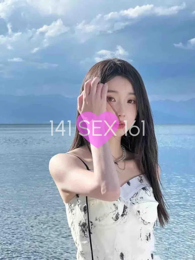 金玉, 年龄: 18, 身高: 164