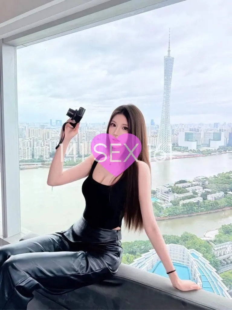jiujiuxi, 年龄: 21, 身高: 180