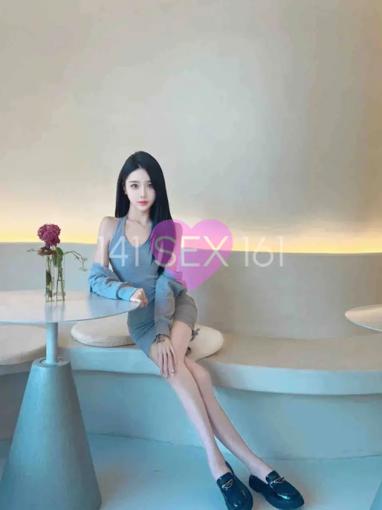 keying, Age: 22, Height: 168 cm, Parameters: 32B-24-34