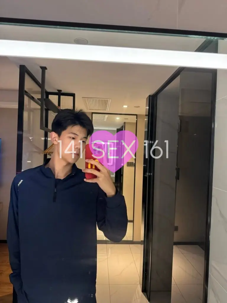 邪恶的, 年龄: 20, 身高: 180