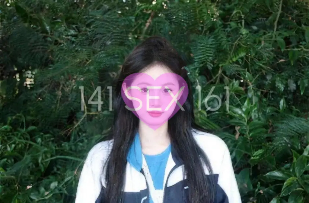 lanmo, Age: 22, Height: 167 cm, Parameters: 32-24-34