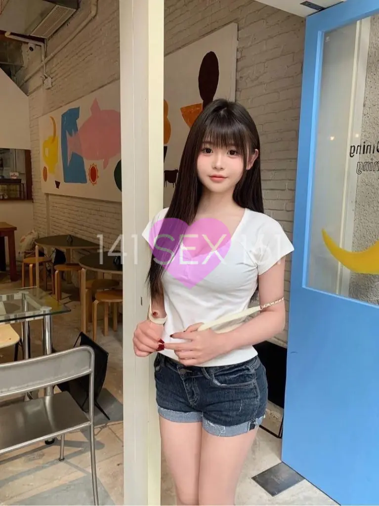 lanxu, Age: 21, Height: 161 cm, Parameters: 34-24-34