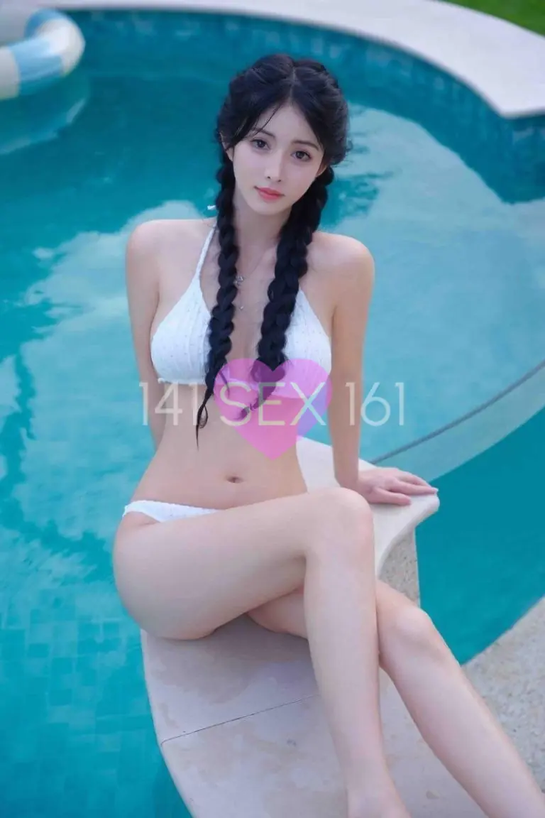 蓝烟, 年龄: 21, 身高: 174