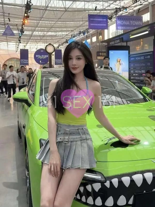 蓝烟, 年龄: 32, 身高: 178
