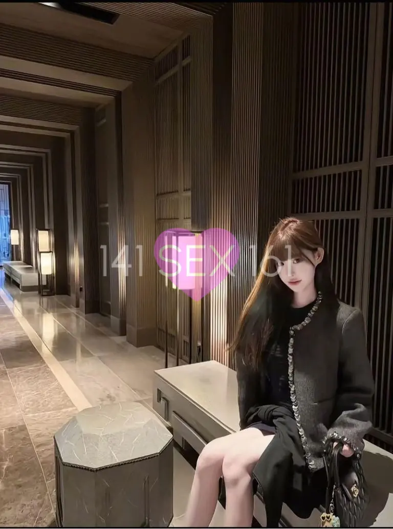 欺骗, 年龄: 21, 身高: 174