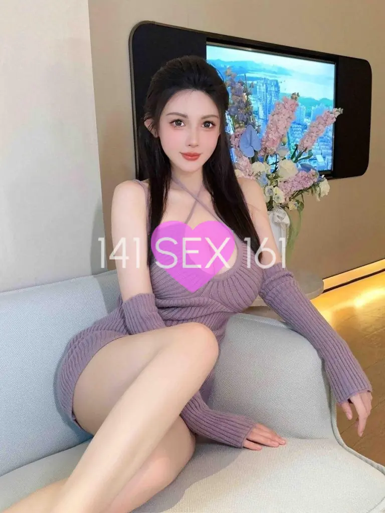 反而, 年龄: 20, 身高: 174