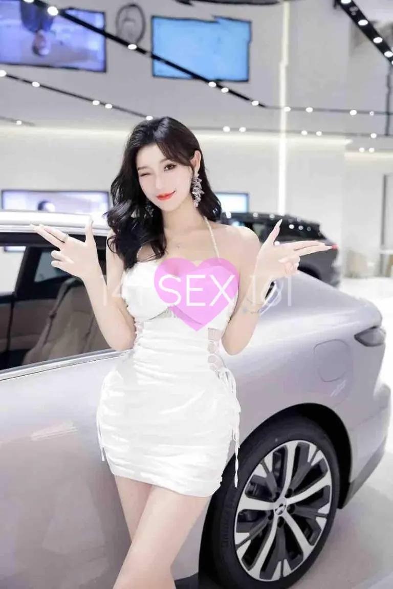 mengwei, Age: 21, Height: 163