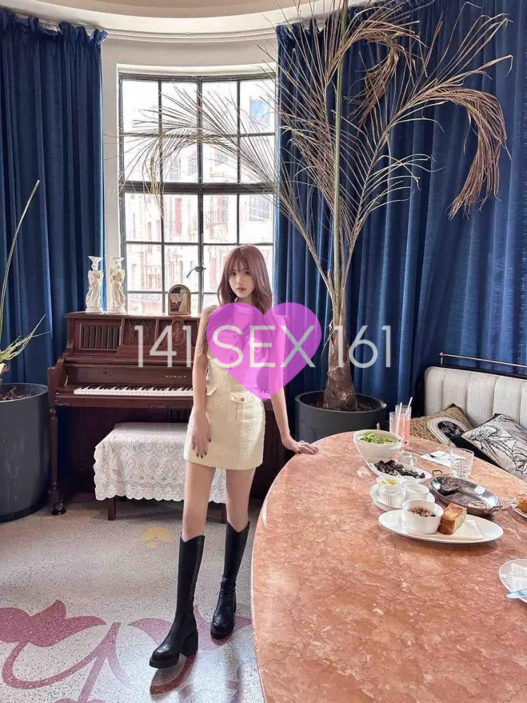 mengyu, 年龄: 21, 身高: 178