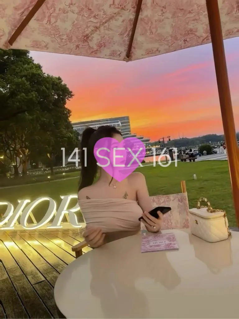 我们是, 年龄: 18, 身高: 172