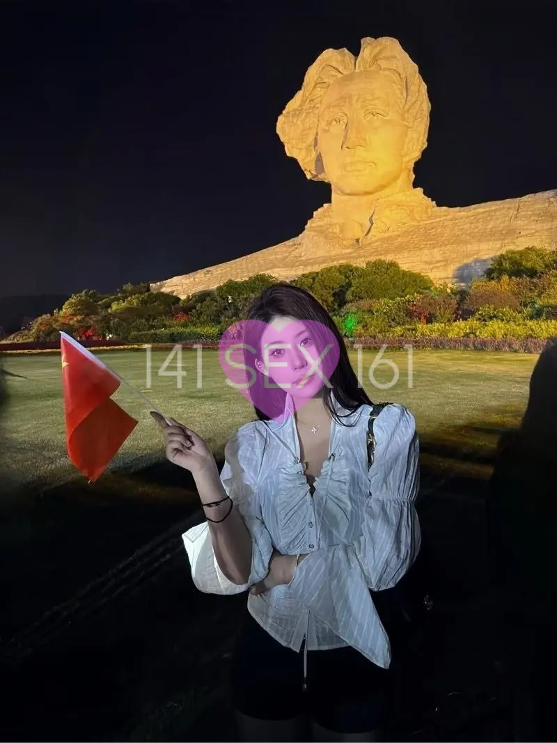 婴儿