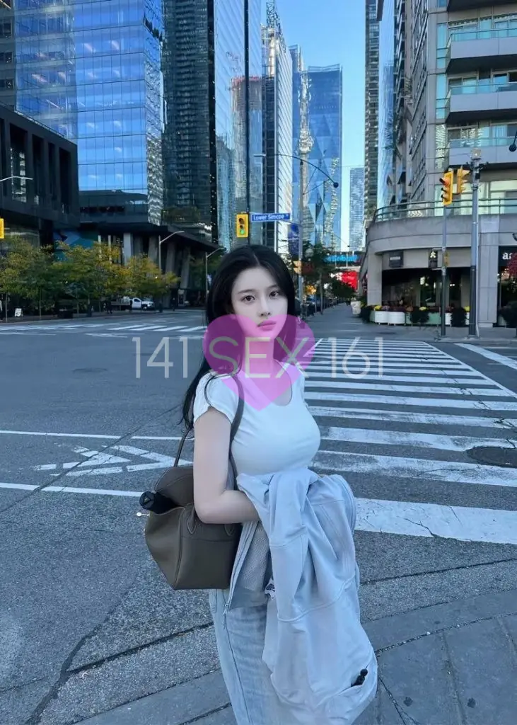 nuanting, Age: 21, Height: 171 cm, Parameters: 34-24-35