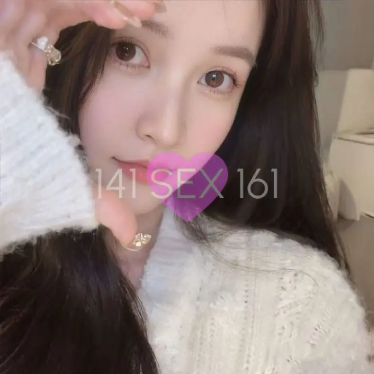 婴儿, 年龄: 19, 身高: 170