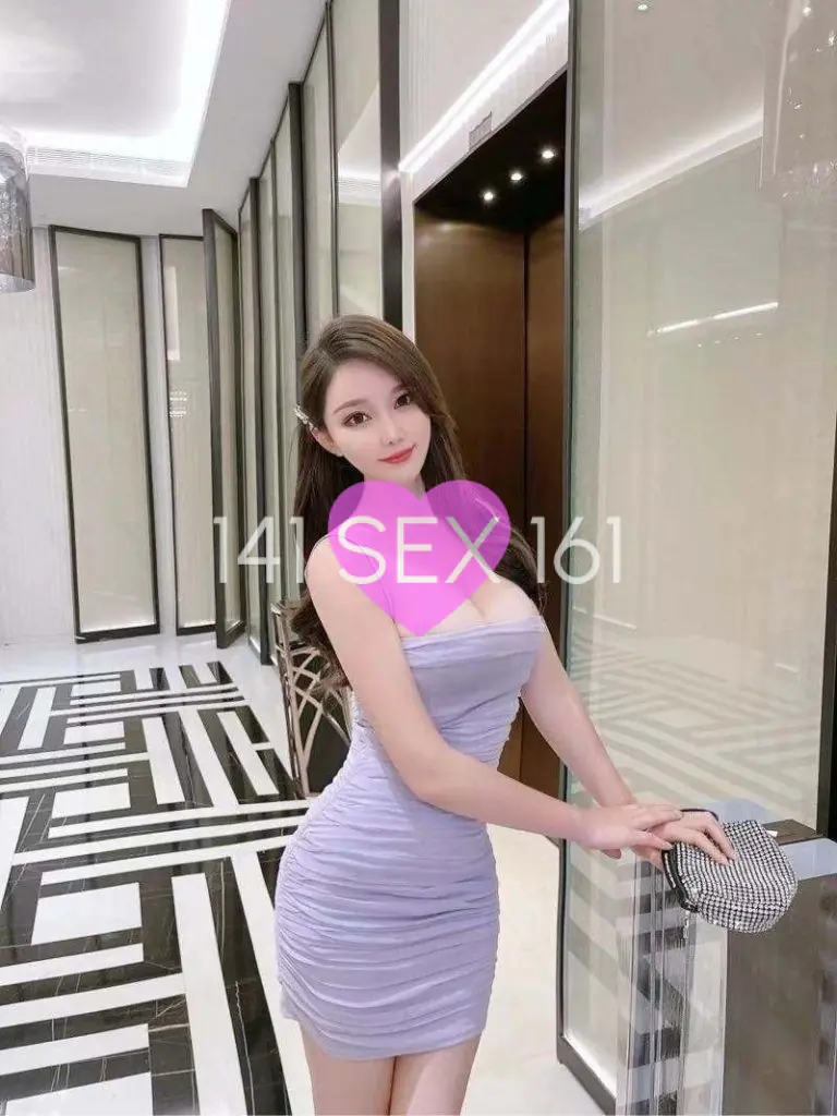 婴儿, 年龄: 30, 身高: 173