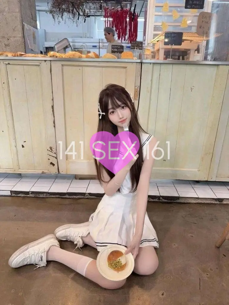 婴儿, 年龄: 18, 身高: 173
