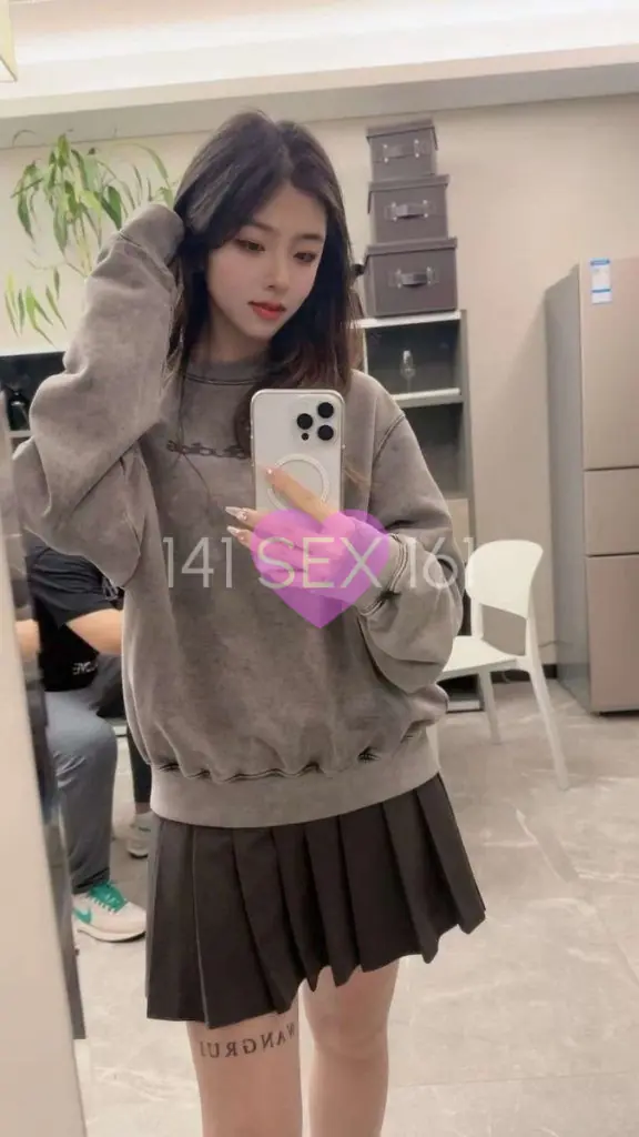 婴儿, 年龄: 20, 身高: 166 厘米, 三围: 32-24-34