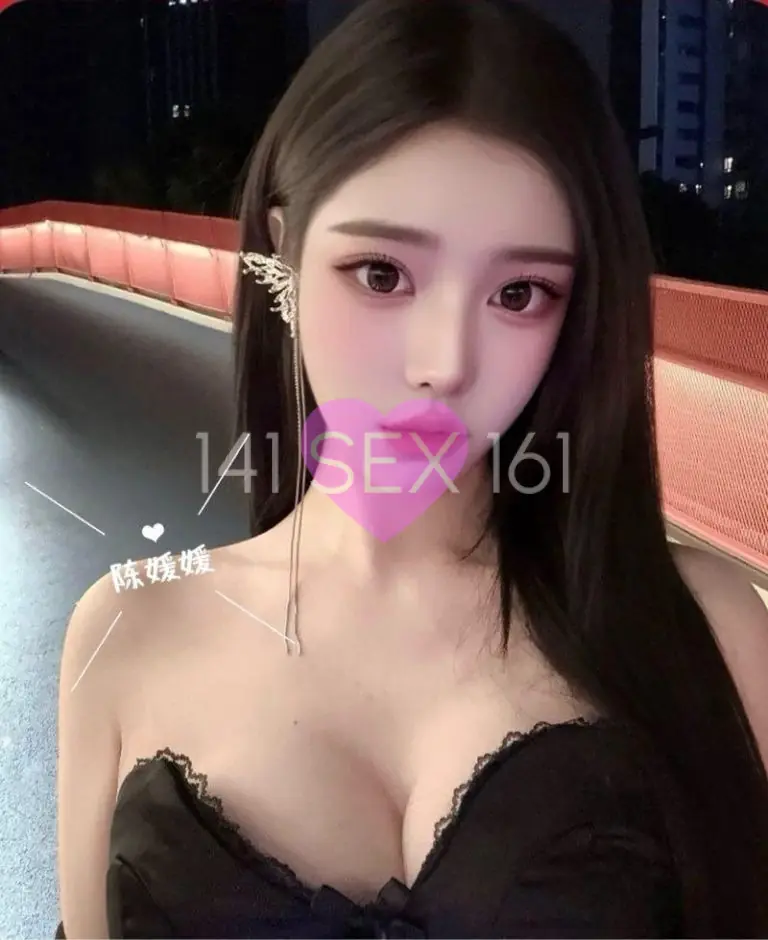 qingyao, 年龄: 20, 身高: 179
